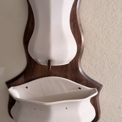 Antique/Vintage Porcelain Basin