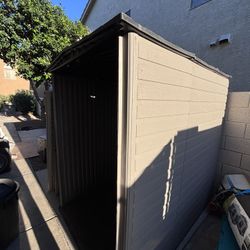 Rubbermaid Outdoor Shed 5' X 6'