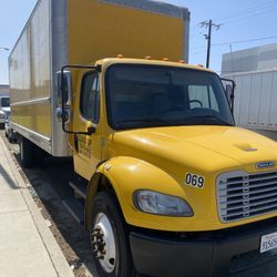 Box Truck Freightliner