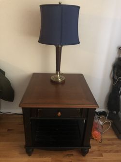 Set of lamp and table