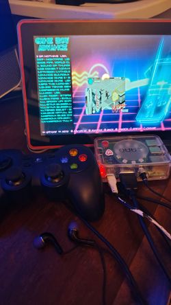 Raspberry pi 3 retro gaming unit with controller