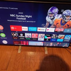 55" Sony Bravia Android 4k UHD Smart TV.  Model, XBR-55×930D  . Excellent Condition With All Apps.  YouTube, Disney Channel, Netflix, Amazon.  Hulu.  