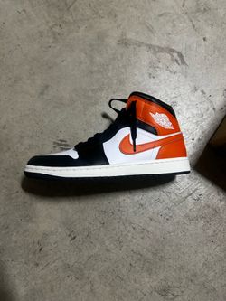 New Air Jordan 1 Mid Authentic