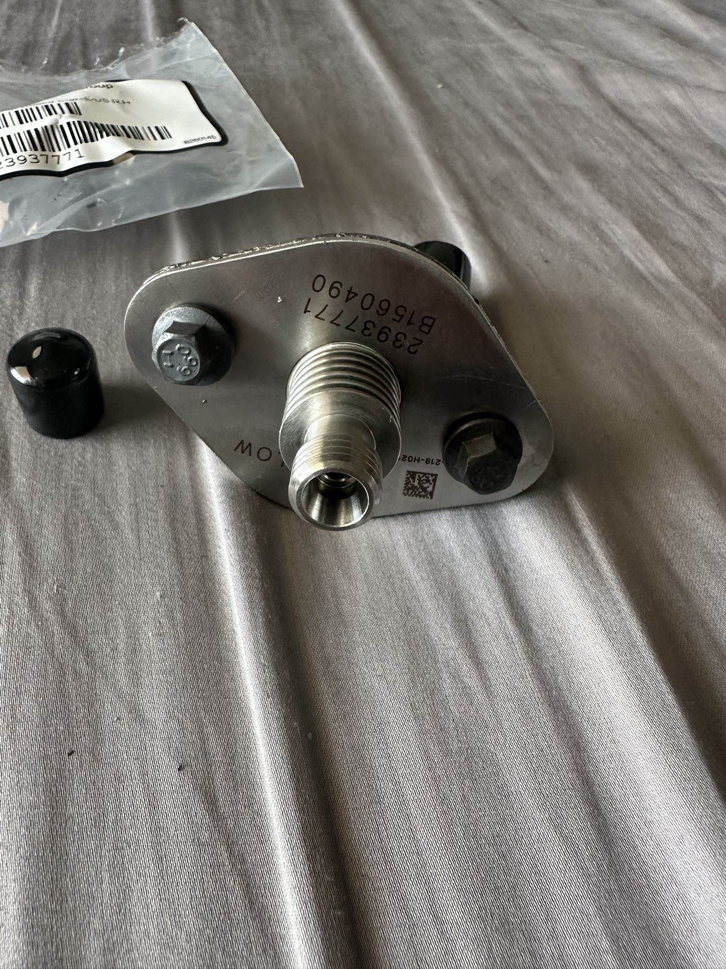New Sealed Genuine Volvo / Mack 7th Injector High Flow AHI Nozzle (contact info removed)1. 7th (AHI Nozzle)