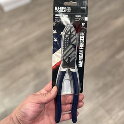 Klein Tools 9" Lineman's Pliers