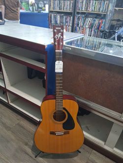 Yamaha Guitar FG-300A