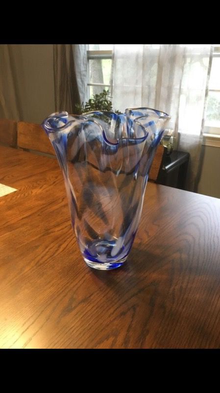 Beautiful Luxurious Good Quality Vase