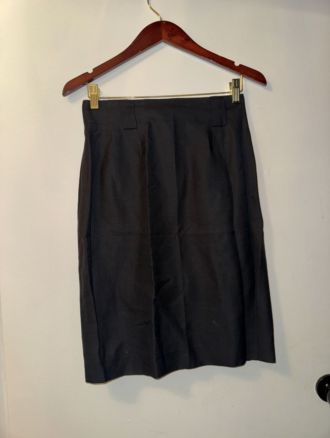 JEAN-LOUIS SCHERRER BOUTIQUE Black Pencil Midi Skirt L:23″/W:14”