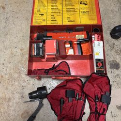 HILTI DX451 POWDER ACTUATED TOOL