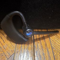 BlueParrott M300-XT SE Mono Bluetooth Wireless Headphones - Blue