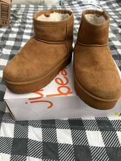 Girls boots 