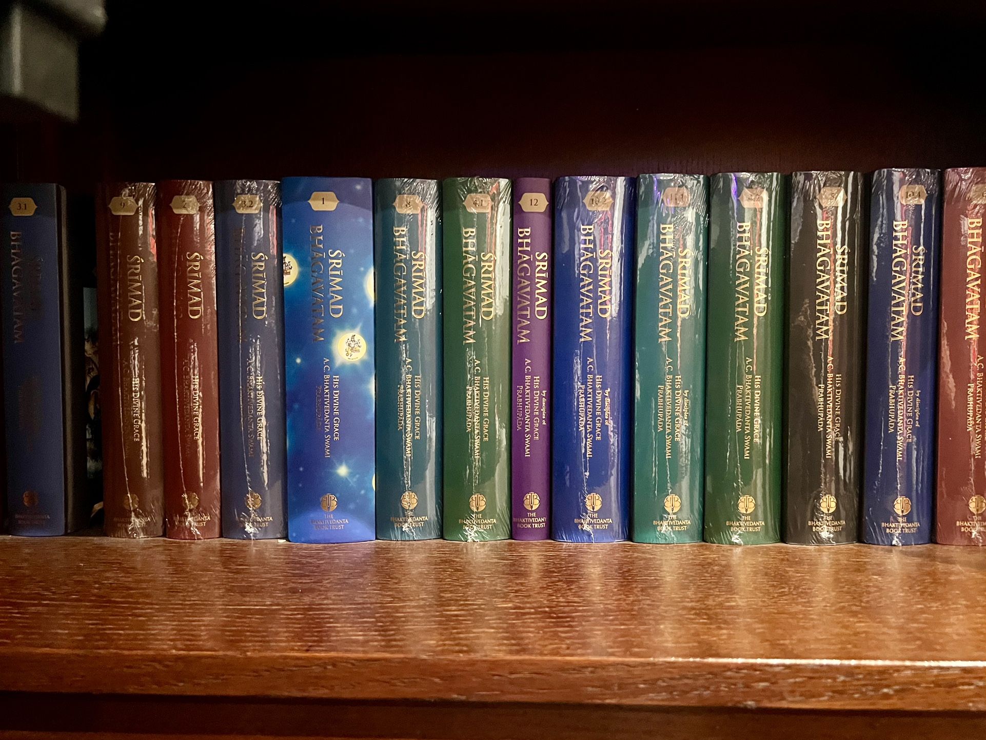 Srimad Bhagavatam Complete 12 Cantos 18 Vols. Set (Hardcover)