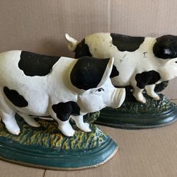2 Vintage Cast Iron Pig Door Stops