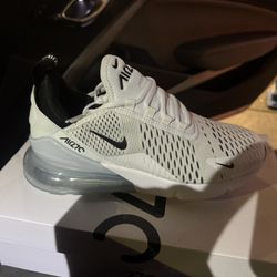 Nike Air max 270 Women’s 