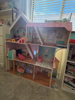 Kid Kraft Large Doll House