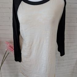 Alternative Shirt Junior Size M