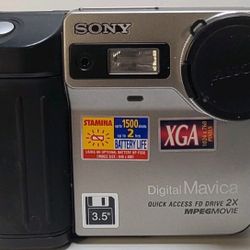 Sony Digital Mavica MPEGMovie MVC-FD81~2 Batteries & Chargers~Not Tested