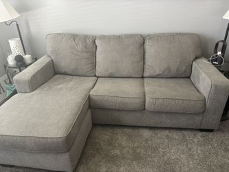 Sofa With Reversible Chaise Lounge