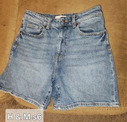 H &M Shorts Size 6