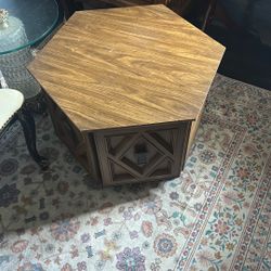 Side Table Vintage Need Gone Today!