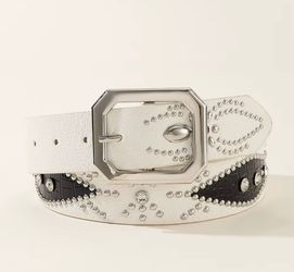 Men’s studded belt