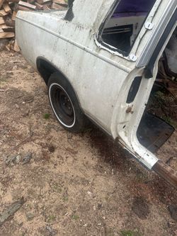 81-88 G BODY 2 door CUTLASS REAR QUARTERS