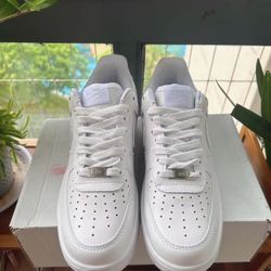 Nike Air Force 1 Size 10 Men's sports shoes