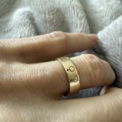 Very Special 14k Solid Gold 2 Female Symbols Friendship Ring