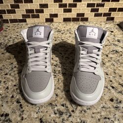 Women’s Air Jordan 1 Mid Photon Dust/White , Brand New , Size 8 1/2W