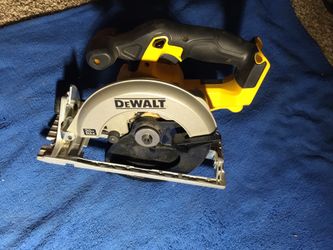Dewalt 20V Circular Saw! Just 55 tomorrow, missing outer blade nut...💥💥