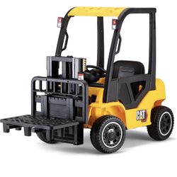 Kid Trax Ride on Forklift (New in Box)
