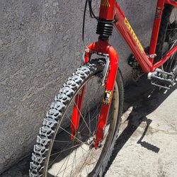 Cannondale 500 Mountain Bike 26inch 