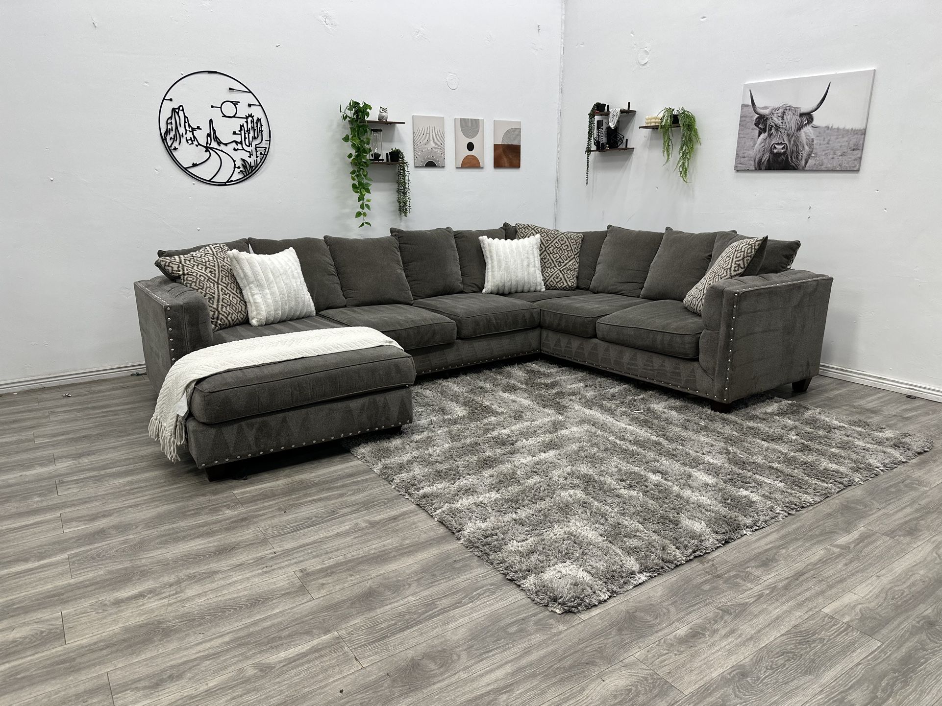 Grey Sectional Couch - Free Delivery