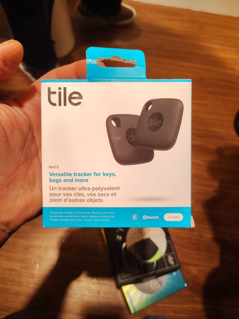 TILE MATE (2) Pack