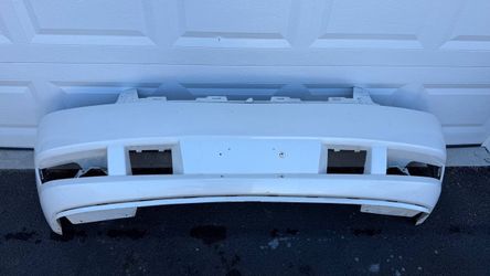 WHITE CADILLAC ESCALADE 2007 2008 2009 2010 2011 2012 2013 2014 FRONT BUMPER