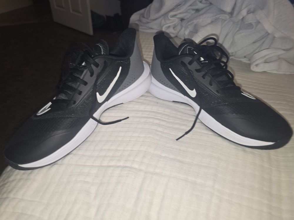 Nike 8