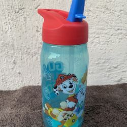 Paw Patrol Sip Water Bottle With Carry Loop Zak! 16 Oz. With Straw.