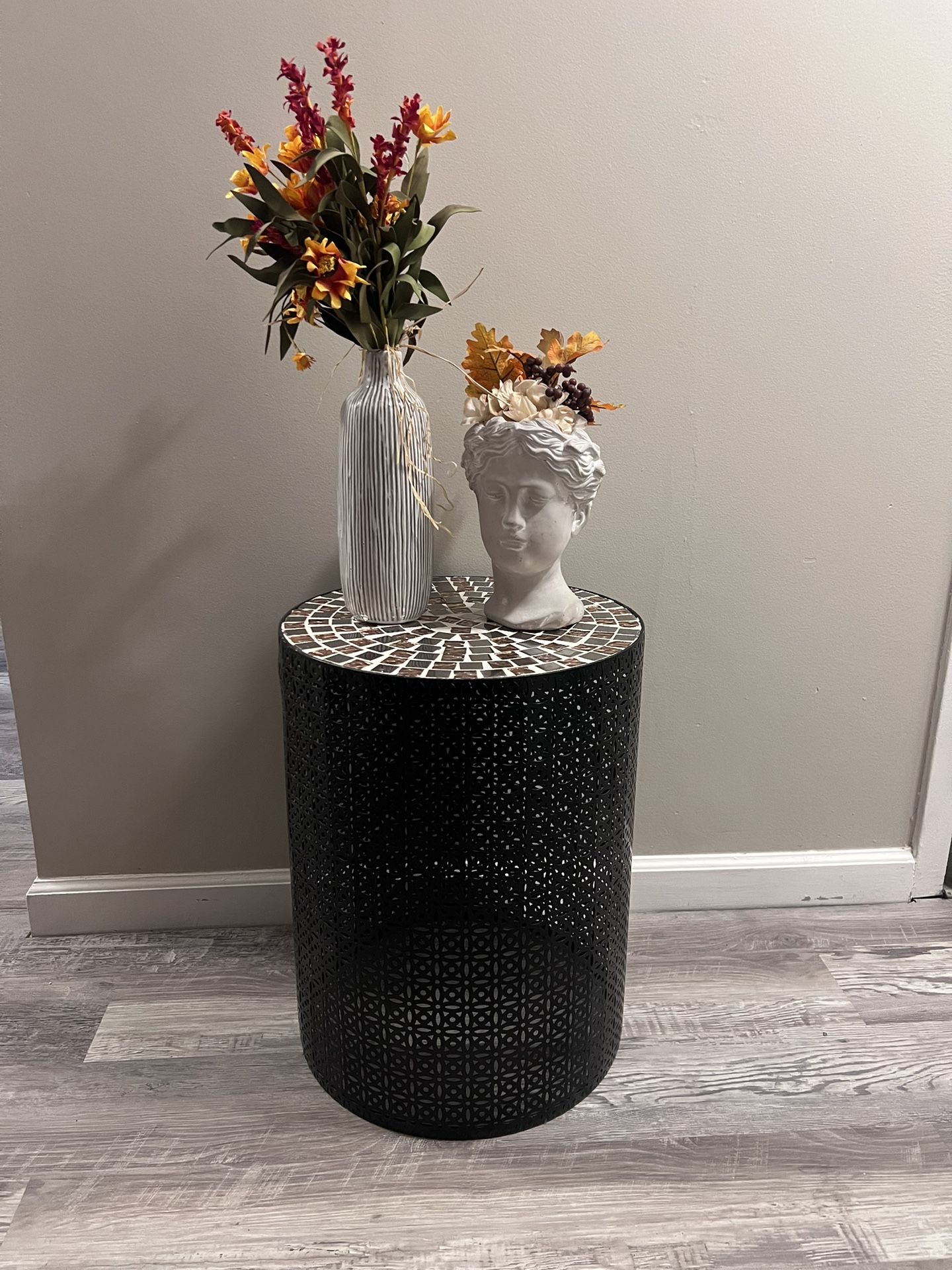 End table