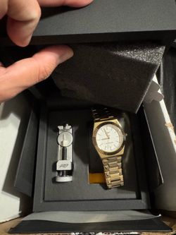 Shop GLD 42MM Fluted Bezel Alpha Era® in Yellow Gold 316L Stainless Steel