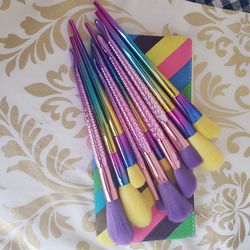 10pcs unbranded makeup brush set with cosmetic bag