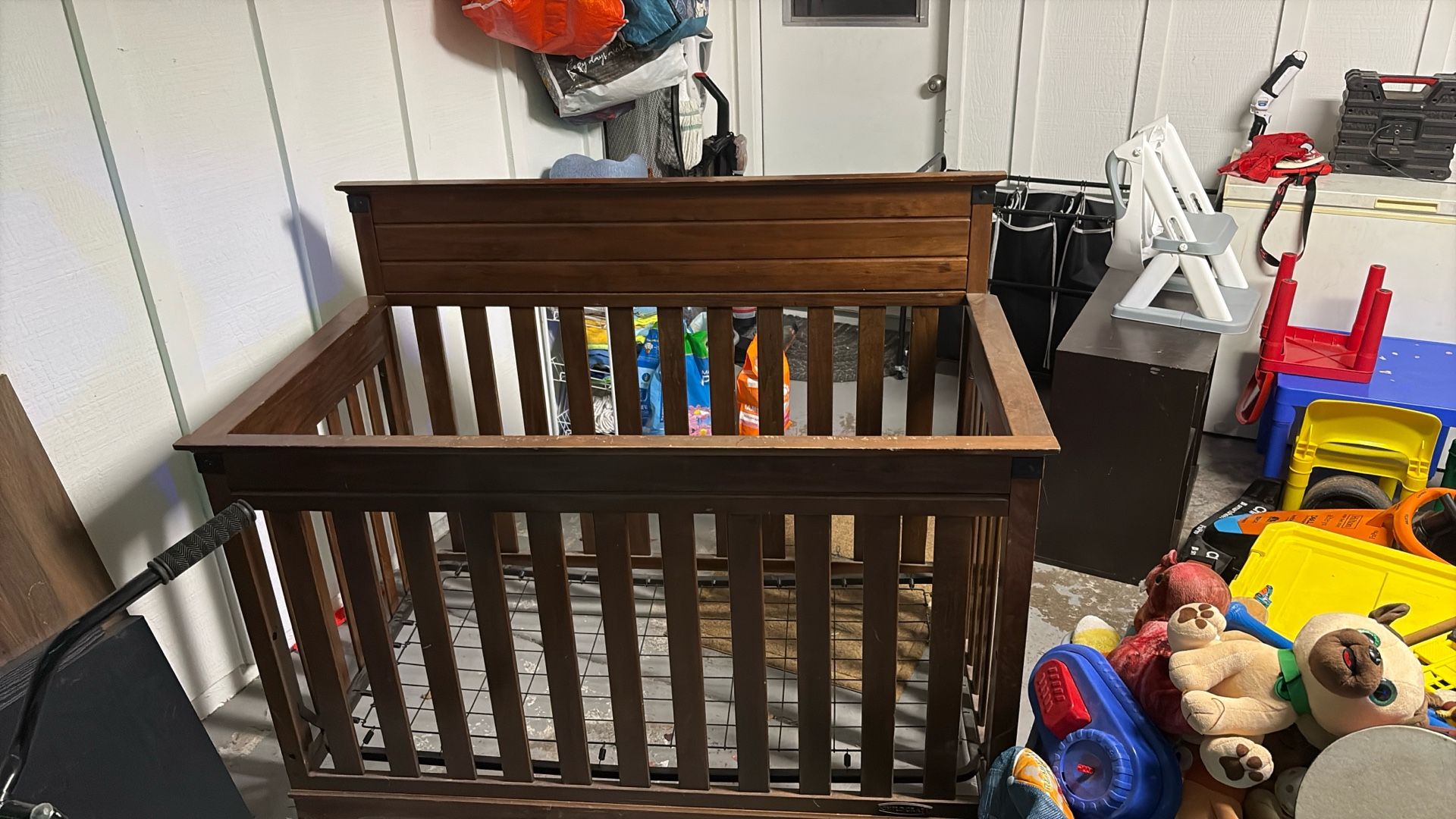 Brown Crib & Changing Table 