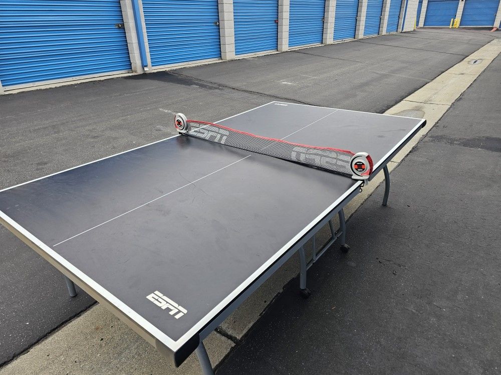 Score Keeping Ping Pong Table