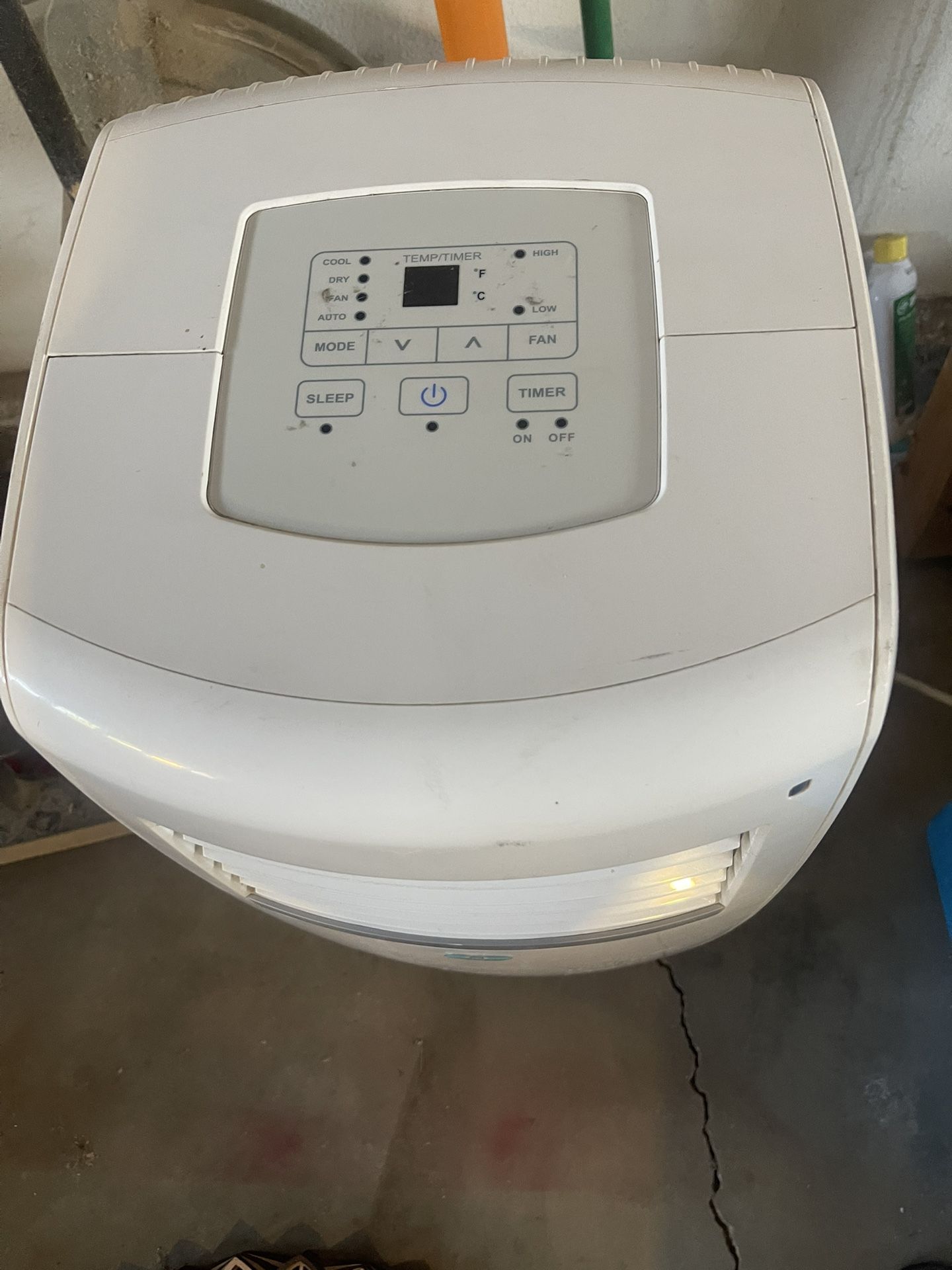 $200 OBO 10,000 BTU (6,000 BTU DOE) 115-Volt Quiet 56dB Portable Air Conditioner w/Dehumidifier, up to 450 sq