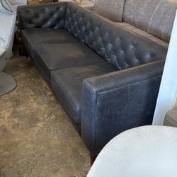 Sofa Black Leather Chesterfield NEW - s: 89"W x 32.28"D x 30.31"H- Home / Office - Delivery 🚚 
