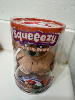 Squeeezy Dress Up Bears Toy