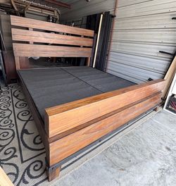 Rustic King Size Bed Frame