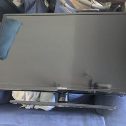 Samsung 32 inch TV (not smart tv) 2012 model