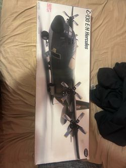 HUGE Testors Italeri 1/48 C-130 E/H Hercules Model Kit - Open Box sealed parts