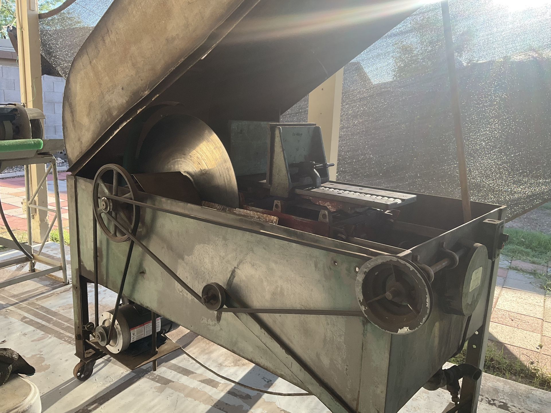 Highland Park 24" Saw