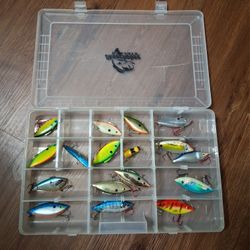 Lipless Crank Baits In Great Condition 